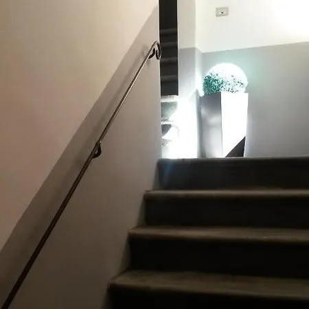 Pisolo In Nel Centro Storico Bolonha
